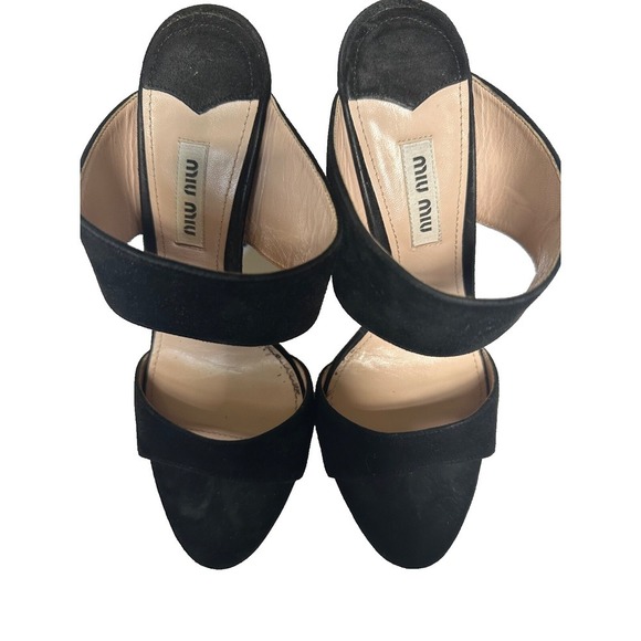 Miu Miu Black Suede Banded Sandals Size 36.5 Excellent Condition - Picture 2 of 6